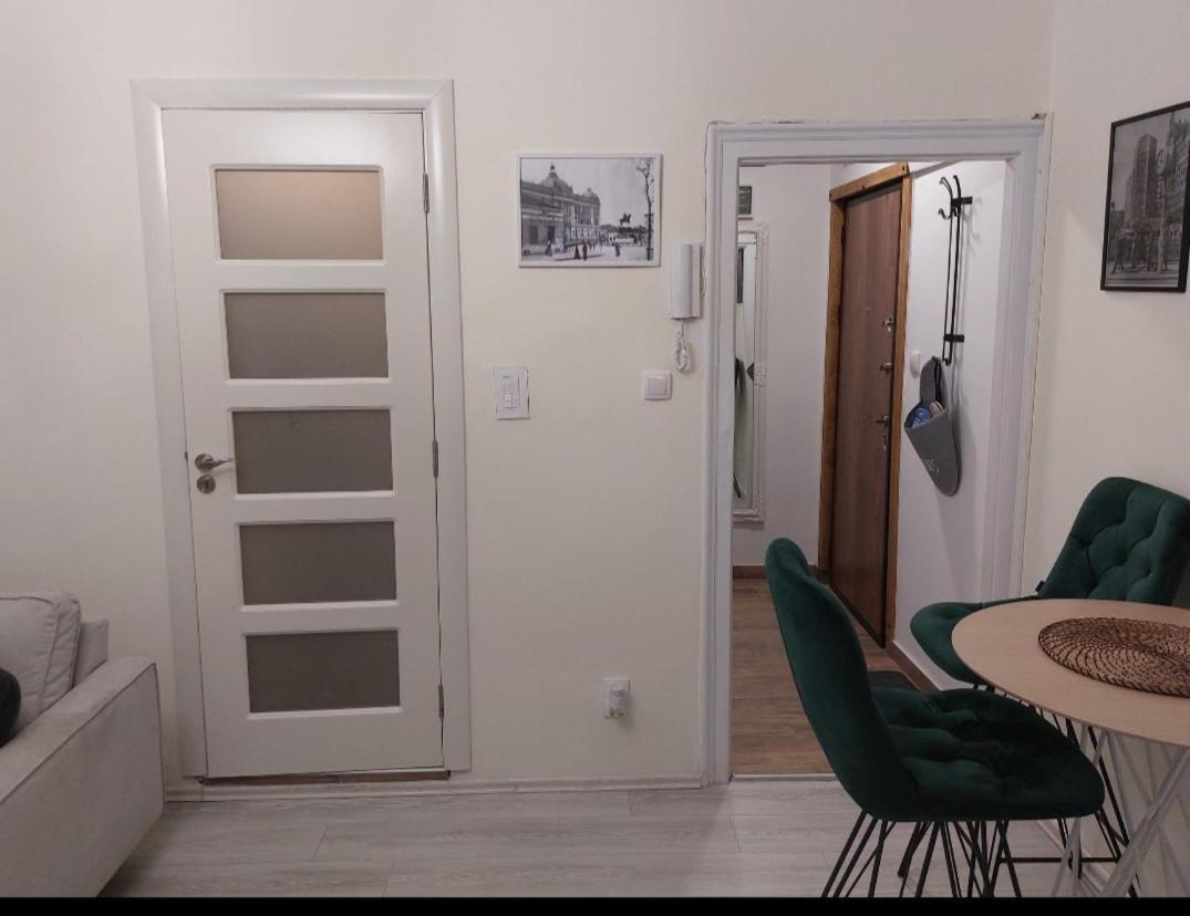 Gundulic Square 3 Διαμέρισμα Βελιγράδι Εξωτερικό φωτογραφία